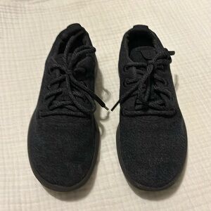 Black allbirds,comfortable shoes